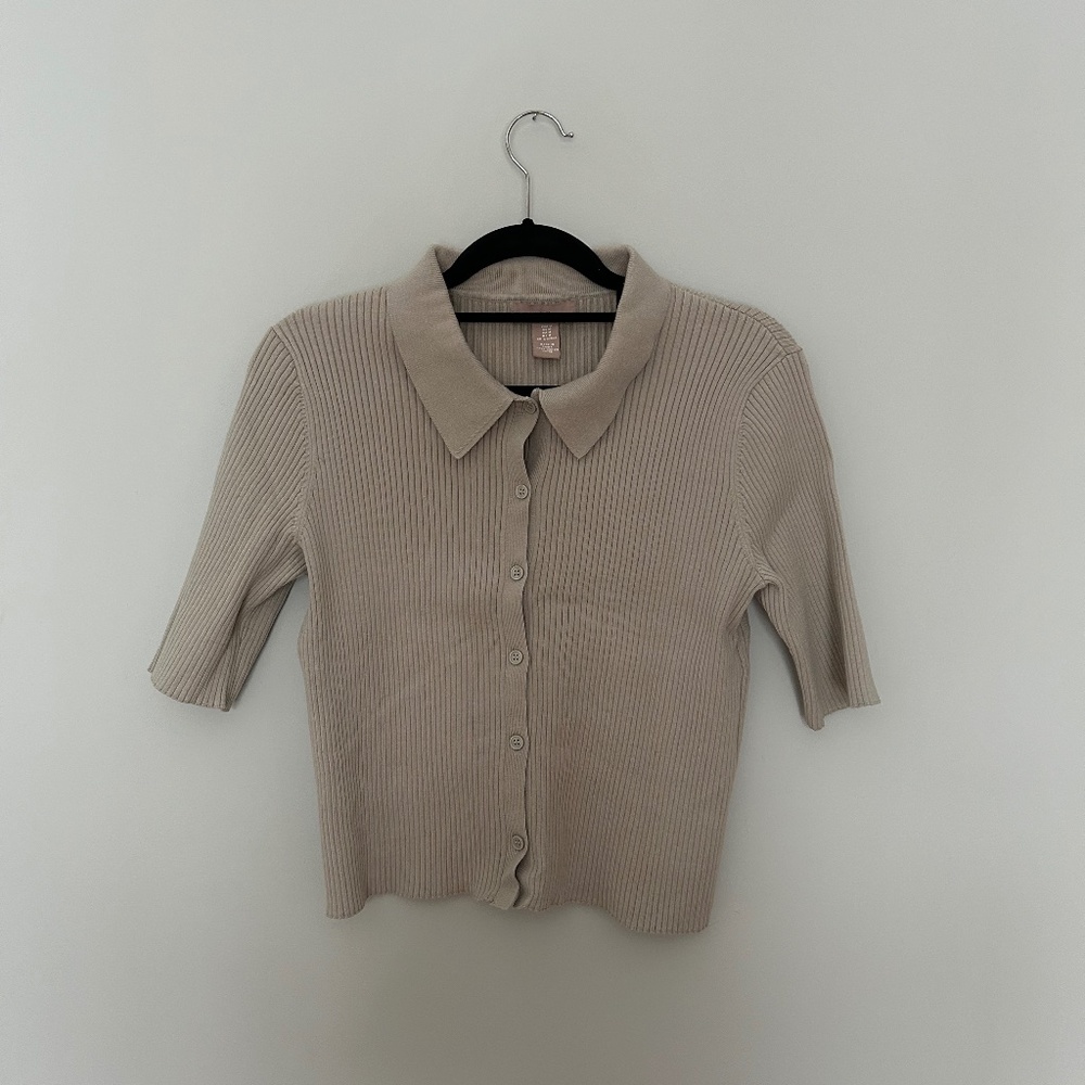 Short Sleeved Ribbed Polo Sweater
